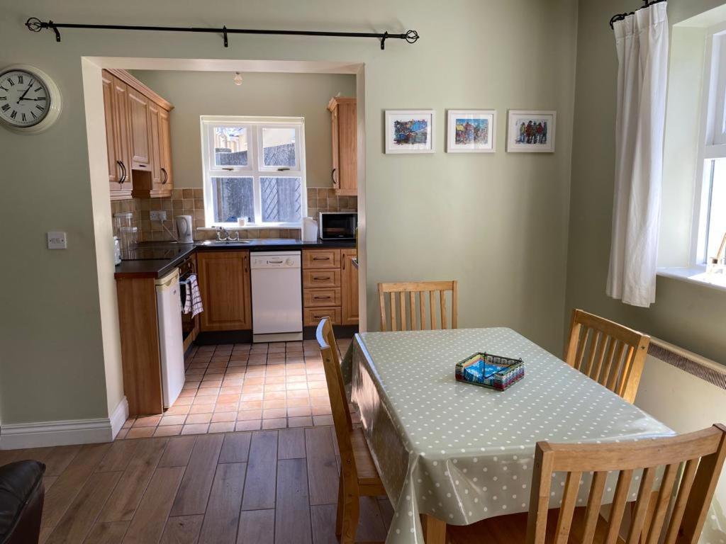 Appartamento Pipers View Bantry Esterno foto